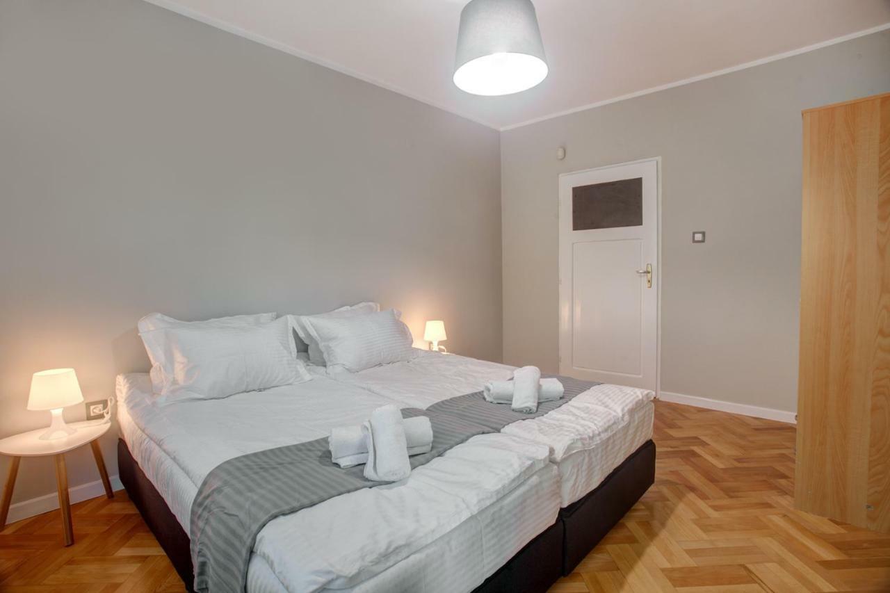 Spacious Flat Close To The American Embassy 索菲亞 外观 照片